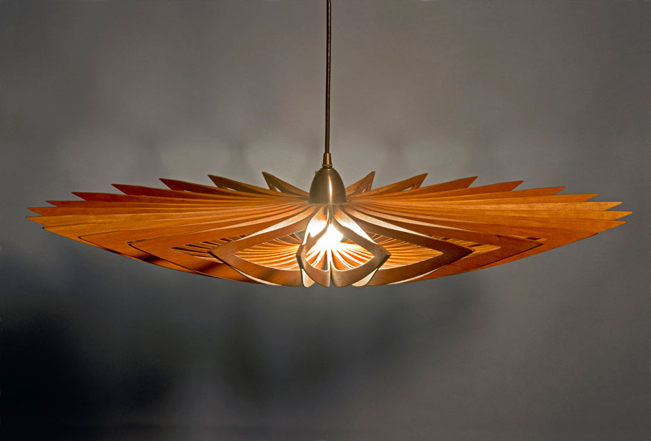 Seth-Rolland---Starfish-Lamp-21a-Lg4Web Photo of starfish lamp created by Seth Rolland.